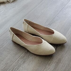 Off White/Cream Canvas Flats